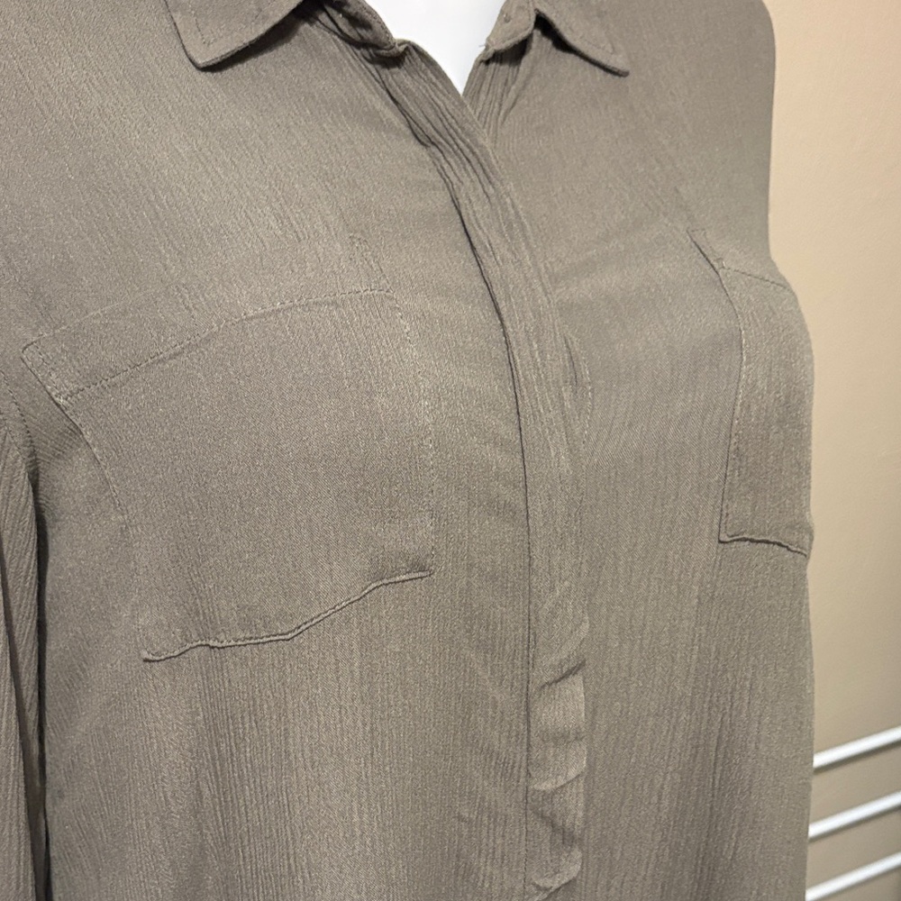 Olive & Oak Green Button-Down Shirt - Picture 4 of 7